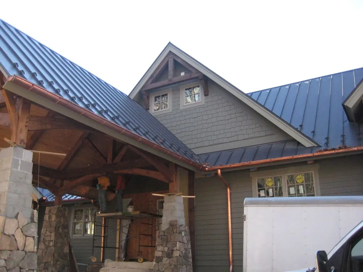 Craftsman Roofing team delivering quality roofing work in Destrehan